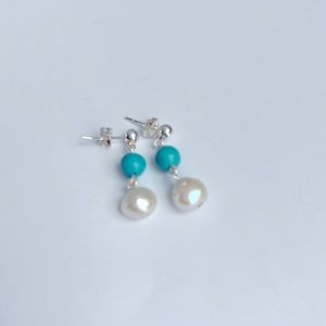 Handcrafted Turquoise and Pearls Earrings